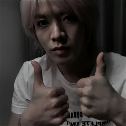🍉 Стикер «kembaran yuta» для Telegram