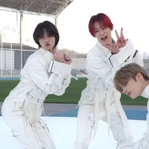 🌟 Стикер «txt the best boys» для Telegram