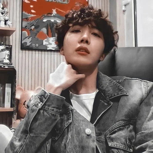 🎨 Стикер «Чон Хосок» для Telegram