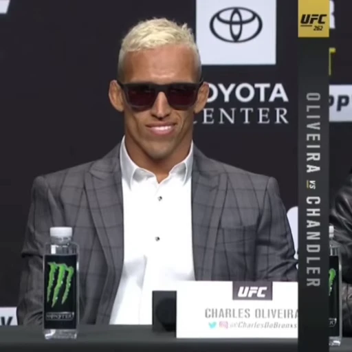 😄 Стикер «UFC» для Telegram
