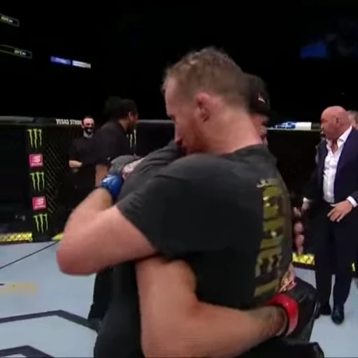 🫂 Стикер «UFC» для Telegram