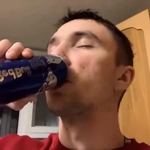 🥛 Стикер «серега пират» для Telegram