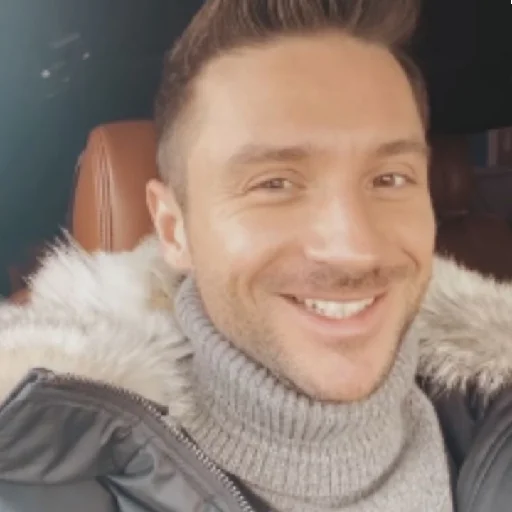 😆 Стикер «Сережа Лазарев» для Telegram