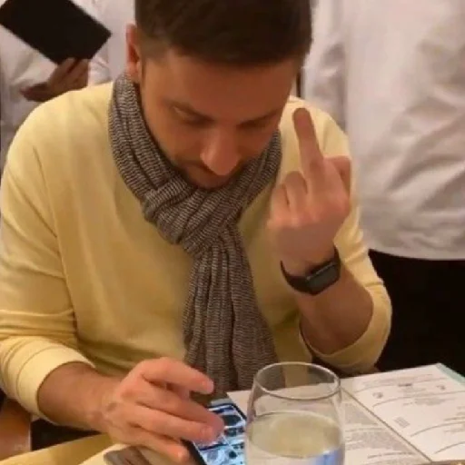 🖕 Стикер «Сережа Лазарев» для Telegram