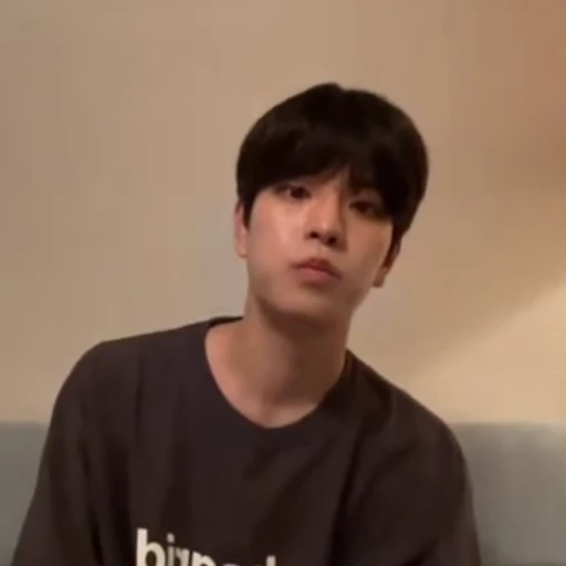 🦦 Стикер «-🦦 ; #seungmin / . .» для Telegram