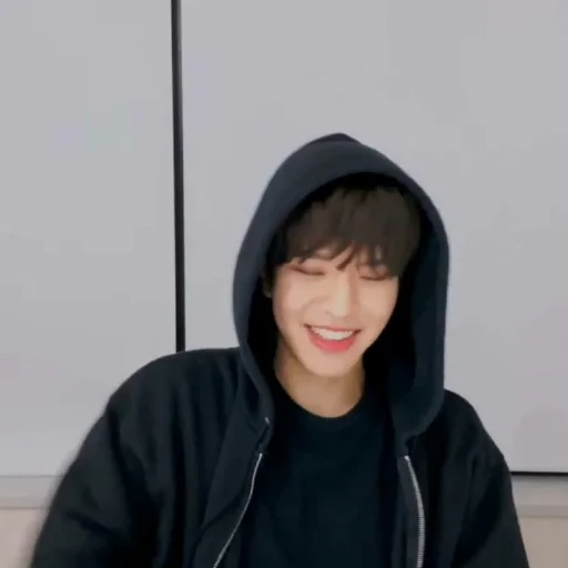 🐶 Стикер «seungmo» для Telegram