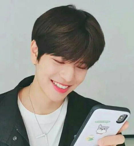 🐶 Стикер «seungmo» для Telegram