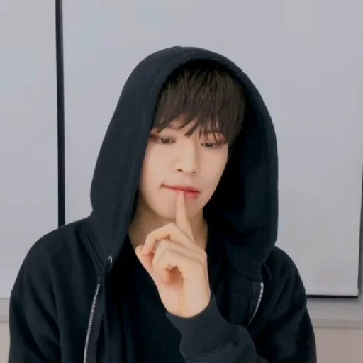 🐶 Стикер «seungmo» для Telegram