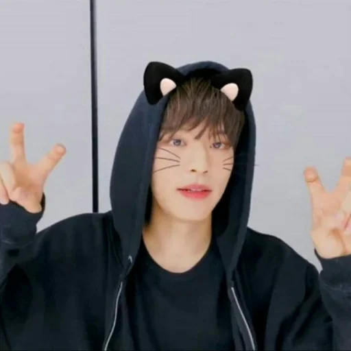 🐶 Стикер «seungmo» для Telegram