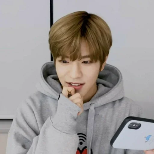 🐶 Стикер «seungmo» для Telegram