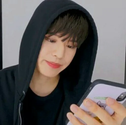 🐶 Стикер «seungmo» для Telegram