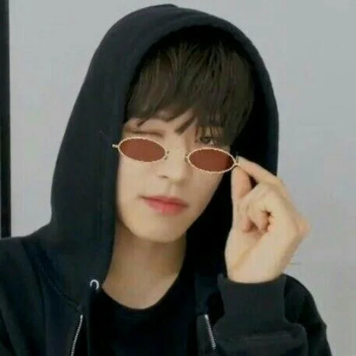 🐶 Стикер «seungmo» для Telegram