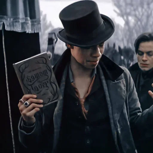 😐 Стикер «Shadow And Bone» для Telegram