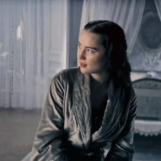 😐 Стикер «Shadow And Bone» для Telegram