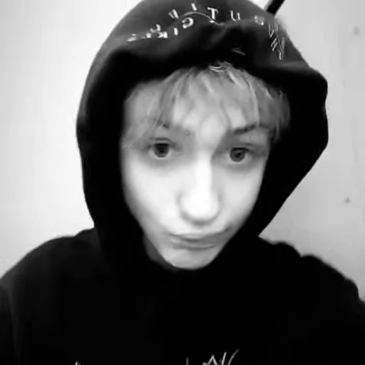 ☠️ Стикер «шайни ;» для Telegram