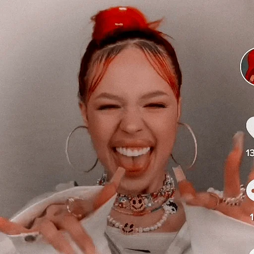 😝 Стикер «Instasamka» для Telegram