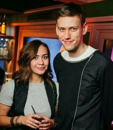 🌟 Стикер «Антон Шастун» для Telegram