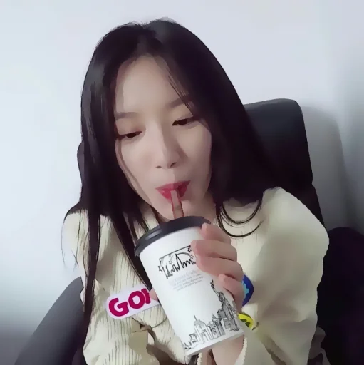 🐞 Стикер «🐞 . . #shuhua ☆» для Telegram