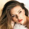 Стикер 30 Скарлетт Йоханссон Еще