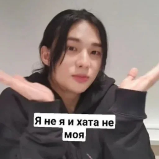🤷 Стикер «На все случаи жизни» для Telegram