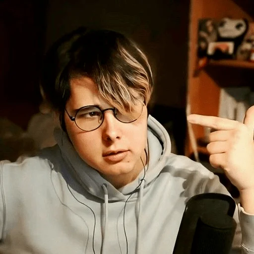 😑 Стикер «Хаосим» для Telegram