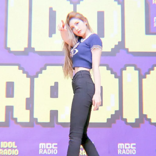 🍬 Стикер «JEON SOMI» для Telegram