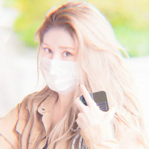 🍬 Стикер «JEON SOMI» для Telegram