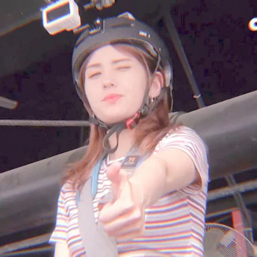🍬 Стикер «JEON SOMI» для Telegram