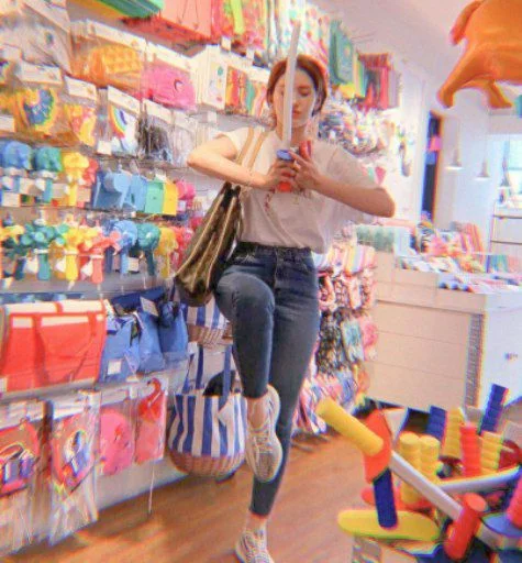 🍬 Стикер «JEON SOMI» для Telegram