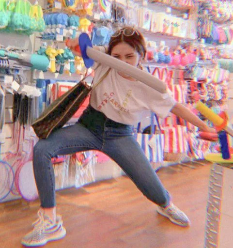 🍬 Стикер «JEON SOMI» для Telegram