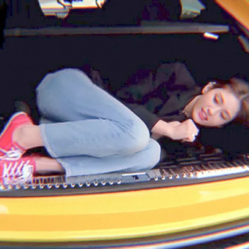 🍬 Стикер «JEON SOMI» для Telegram
