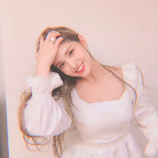 🍬 Стикер «JEON SOMI» для Telegram