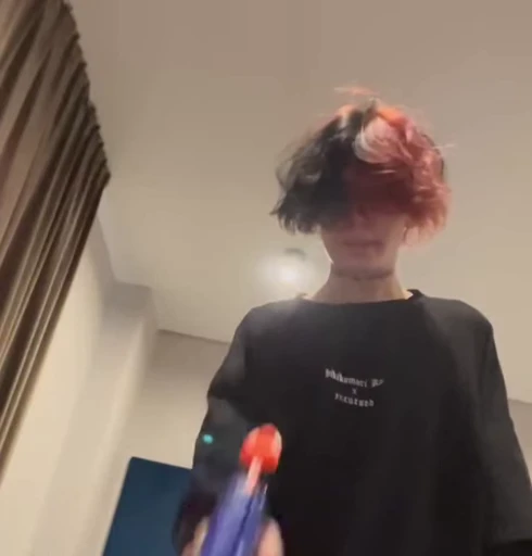 🔫 Стикер «BTS» для Telegram