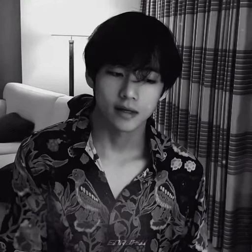 🎱 Стикер «BTS» для Telegram