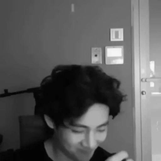 🗑 Стикер «BTS» для Telegram
