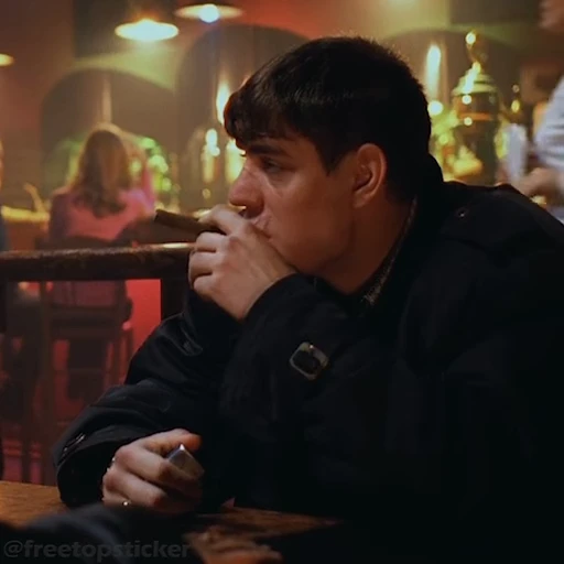 🚬 Стикер «Пошли курить» для Telegram