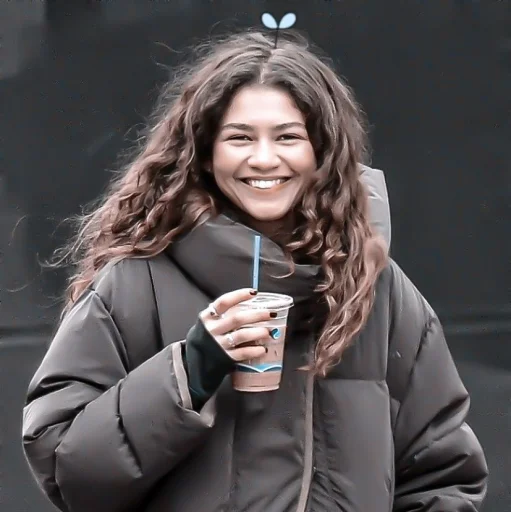 🍸 Стикер «[?] ;; zendaya ;;» для Telegram