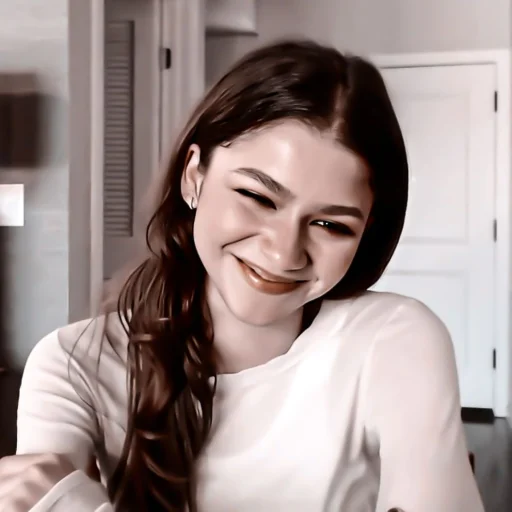 🍸 Стикер «[?] ;; zendaya ;;» для Telegram