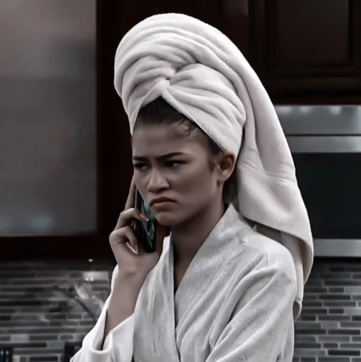 🍸 Стикер «[?] ;; zendaya ;;» для Telegram