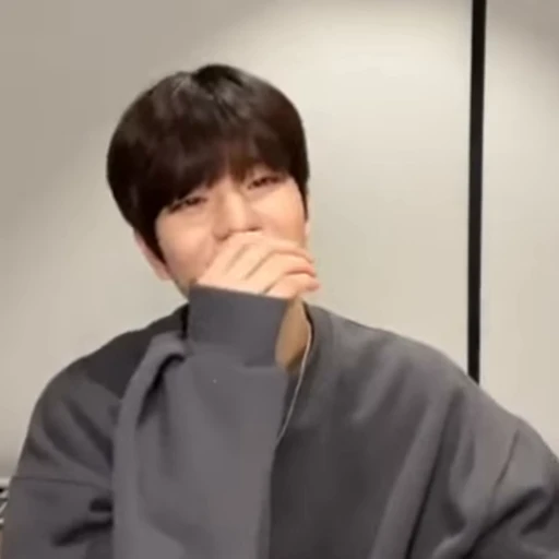 🌟 Стикер «seungmin» для Telegram