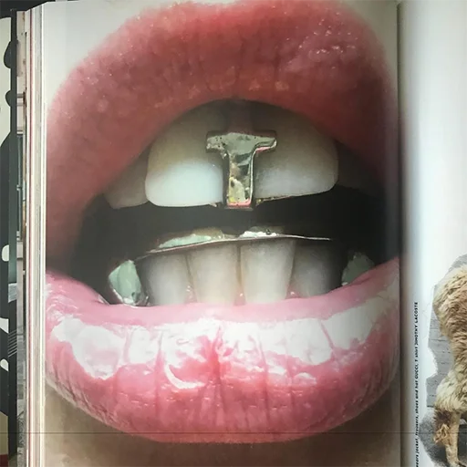 👄 Стикер «societysucks» для Telegram