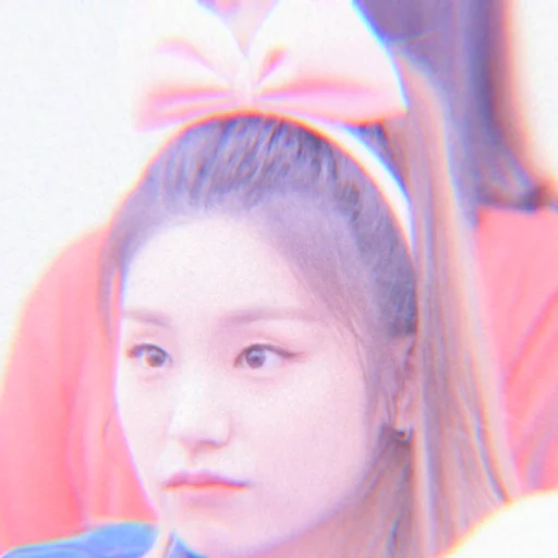 🥞 Стикер «itzy yeji» для Telegram