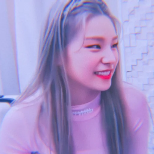 🥞 Стикер «itzy yeji» для Telegram