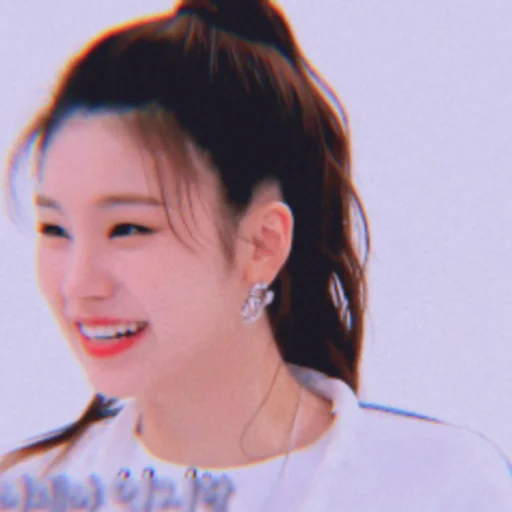🥞 Стикер «itzy yeji» для Telegram