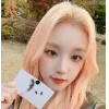 Стикер 55 Yuqi Song