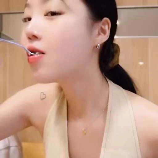 🩹 Стикер «soojin» для Telegram