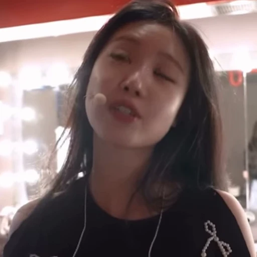 🩹 Стикер «soojin» для Telegram