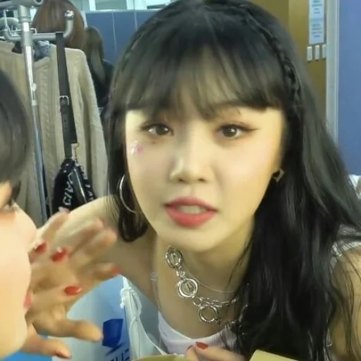 🐞 Стикер «SOOSHU G-IDLE» для Telegram