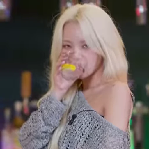 🕺 Стикер «Soyeon (G)I-DLE» для Telegram