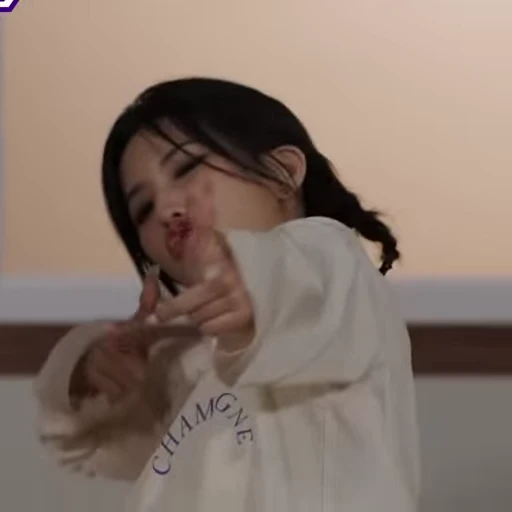 🎯 Стикер «Soyeon (G)I-DLE» для Telegram